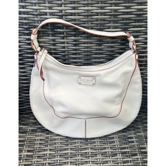 kate spade Handbags - KATE SPADE LORI BERKSHIRE ROAD POPPY HOBO BAG